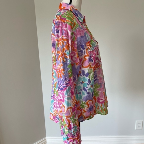 Lauren Ralph Lauren size large buttonup top floral design rolled tabbed sleeves - Picture 8 of 13